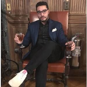 Meet your Posher, Gabriel